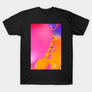 Colorful close up of oil drops in water T-Shirt